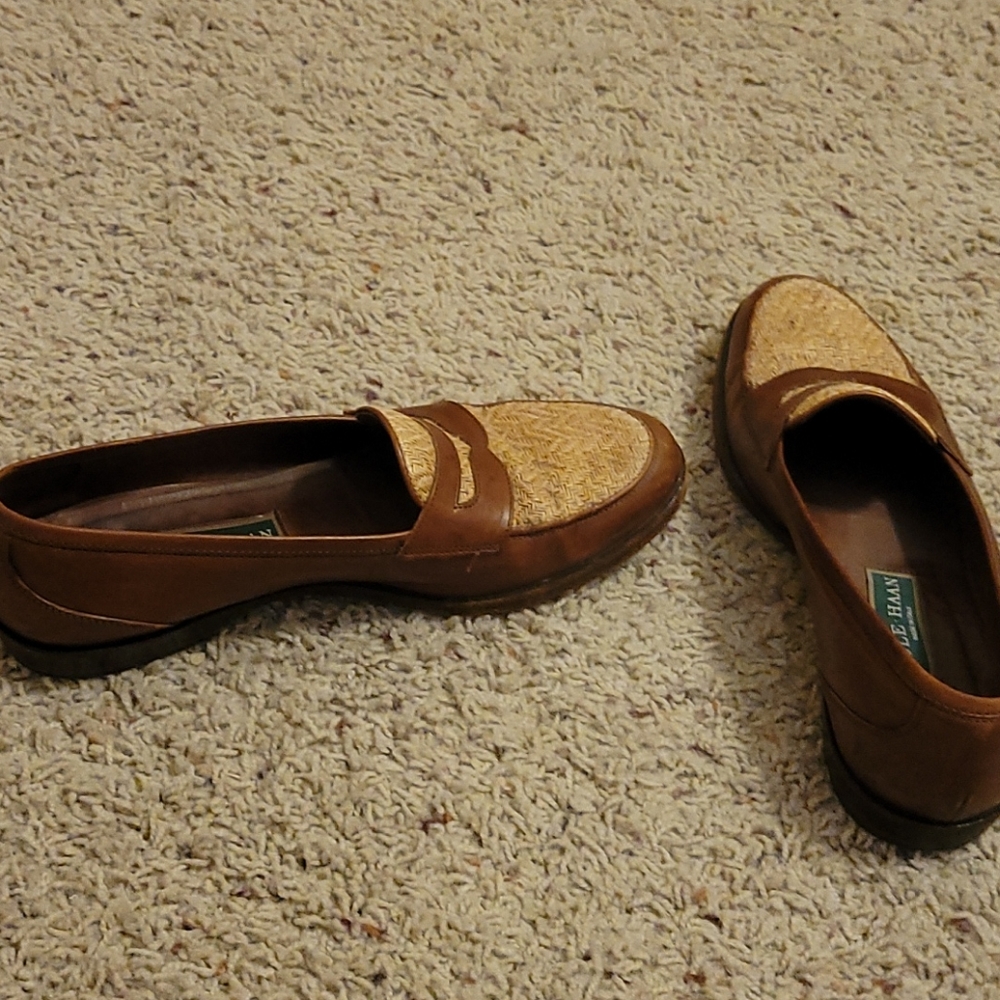 Cole Haan brown two toned leather loafers